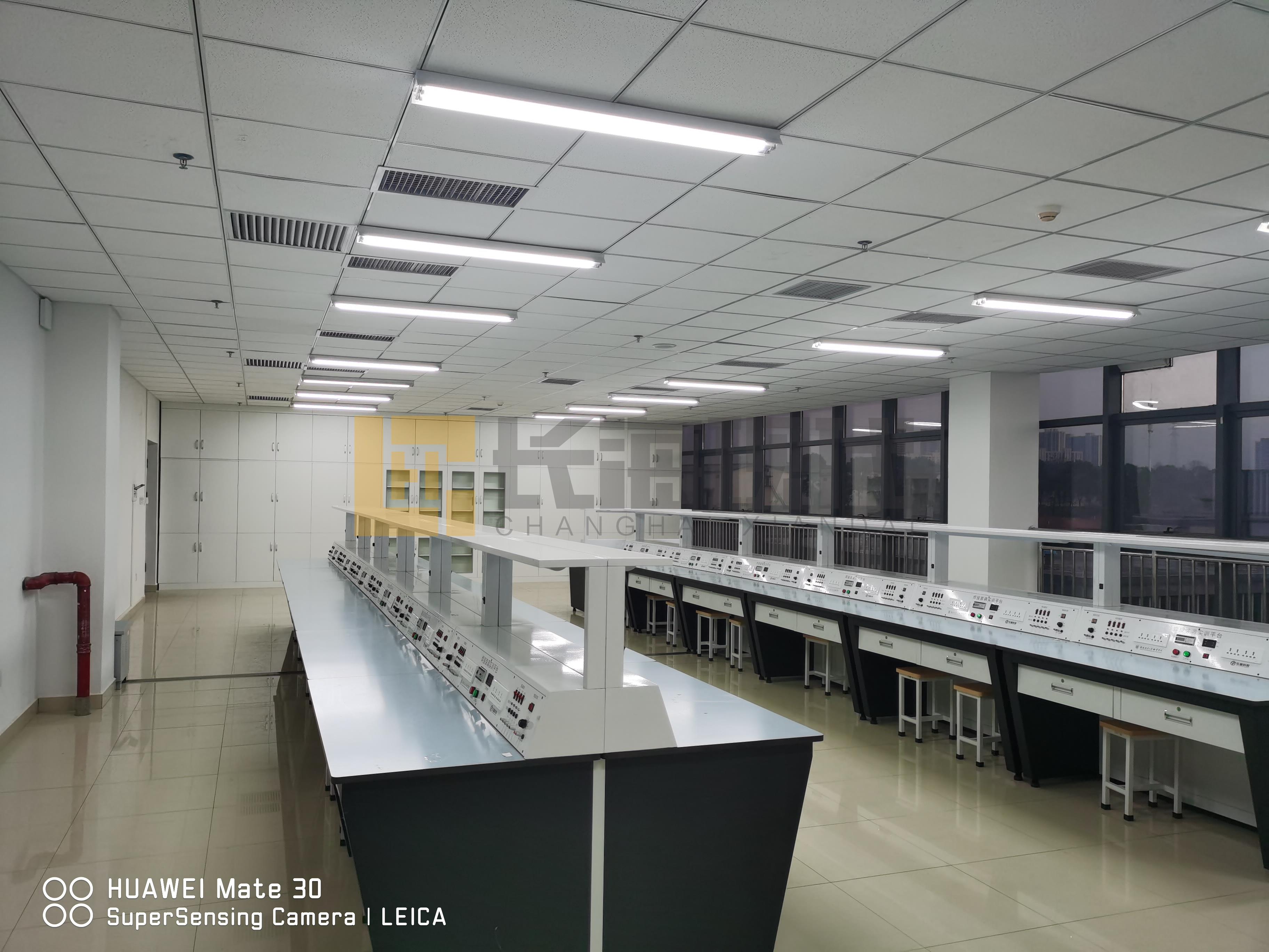 870253c39635838f04aa715f8d1b919